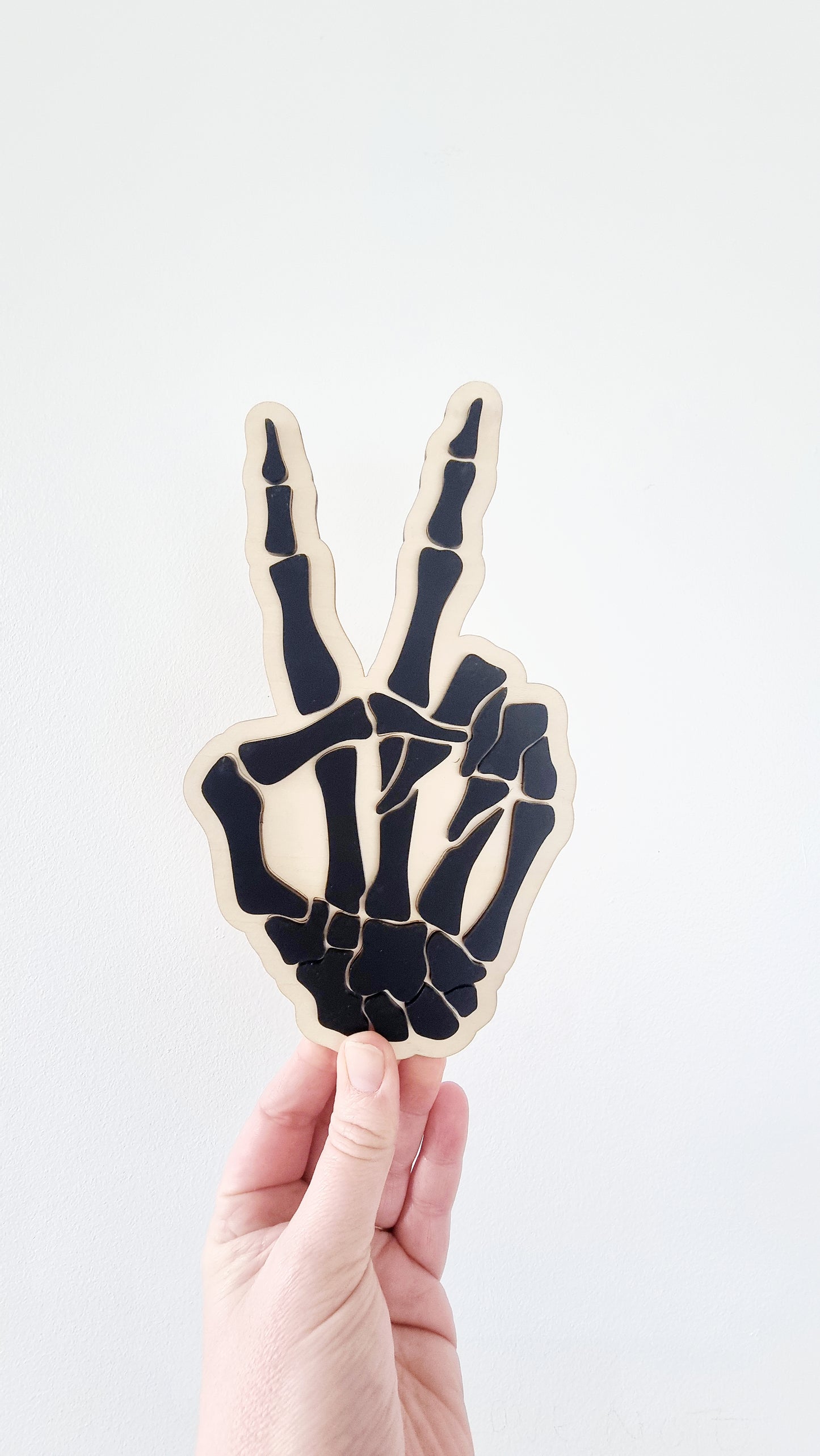 Skeleton Peace hand