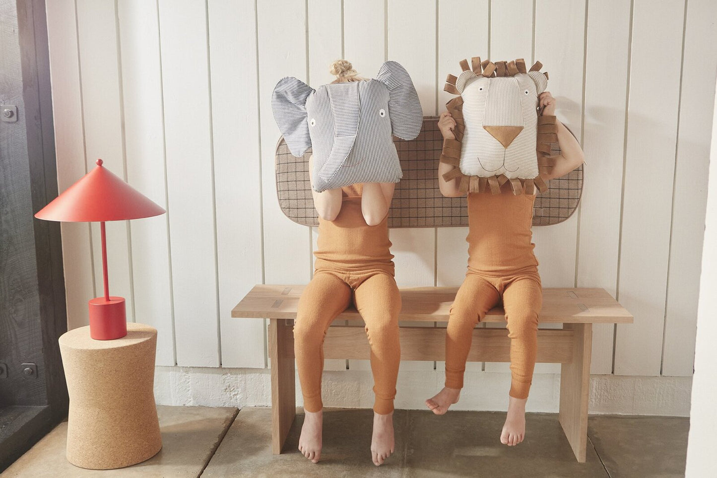 Lobo Lion Cushion Caramel