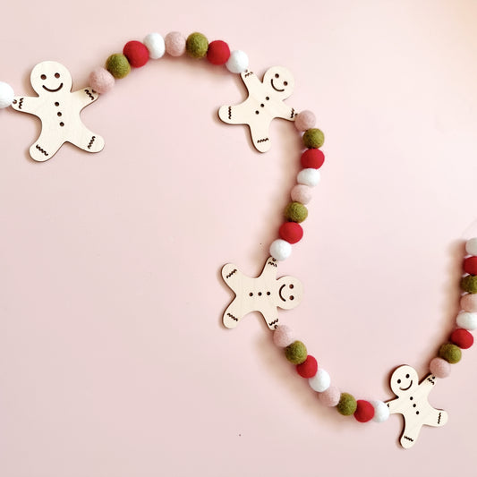 Gingerbread Man Christmas Garland