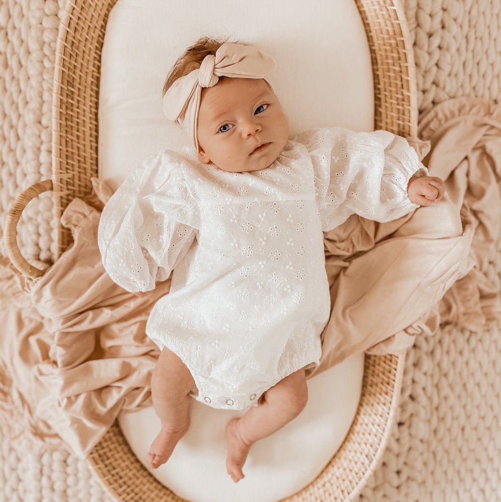 NUDE BAMBOO STRETCH SWADDLE